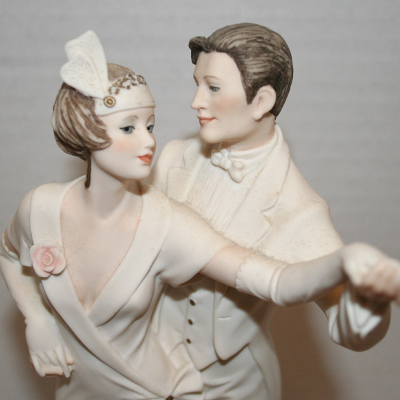 Moulin Rouge Giuseppe Armani Sculpture 1303F